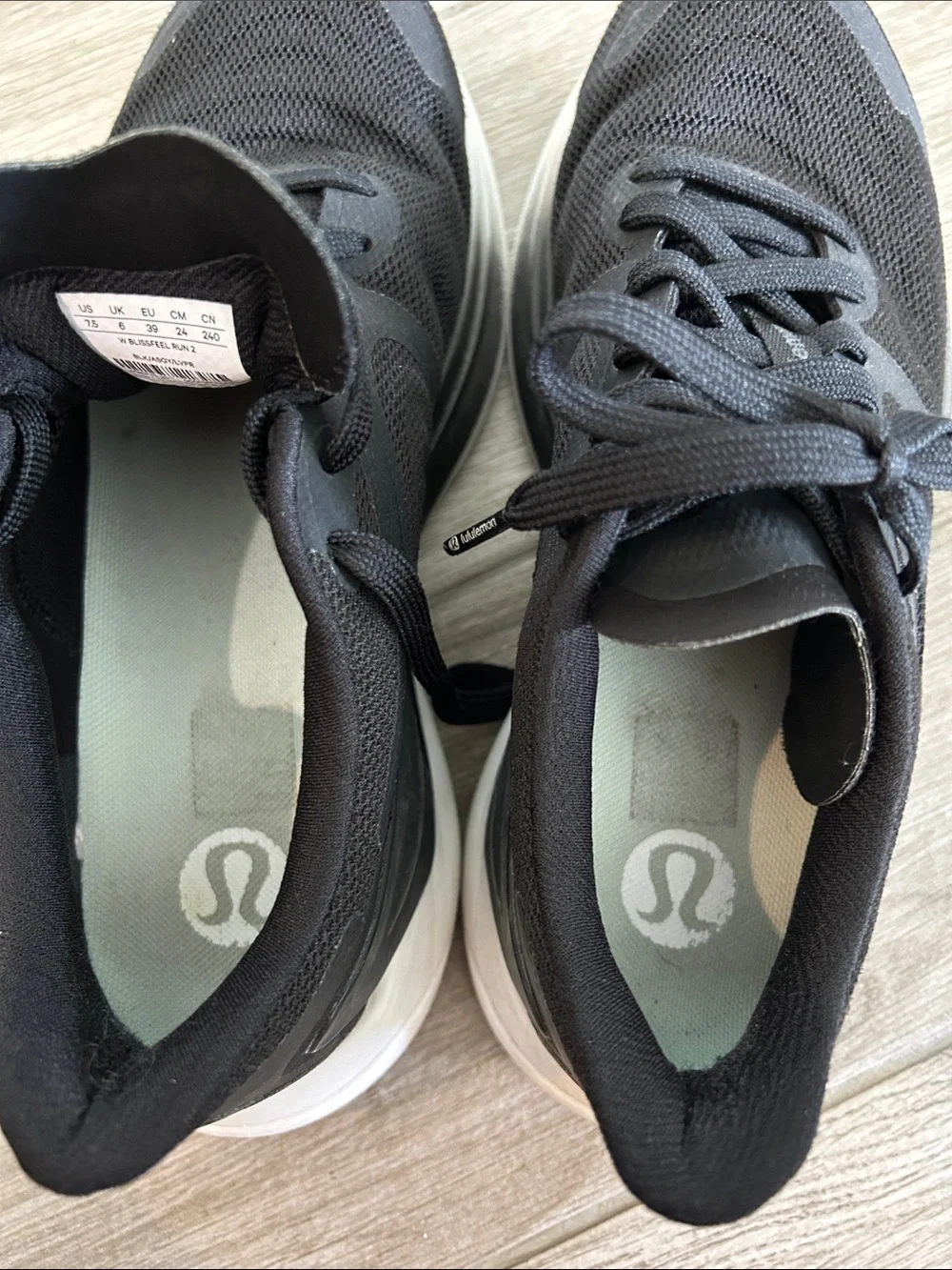 lululemon athletica lululemon lightweight